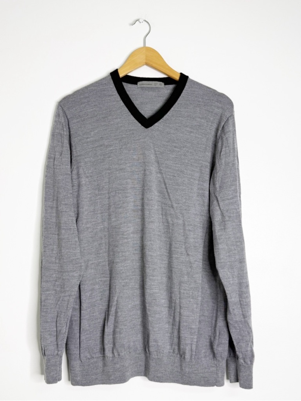 Icebreaker 100% Merino Wool V-Neck Sweater Gray XL
